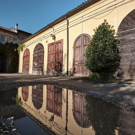 ロカーテ・ディ・トリウルツィScalo Al Castelloアパートメント エクステリア 写真