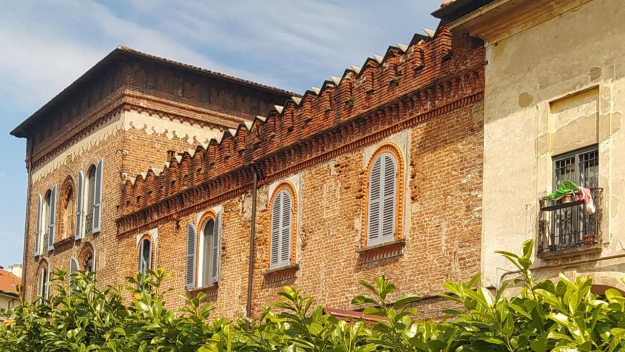 ロカーテ・ディ・トリウルツィScalo Al Castelloアパートメント エクステリア 写真